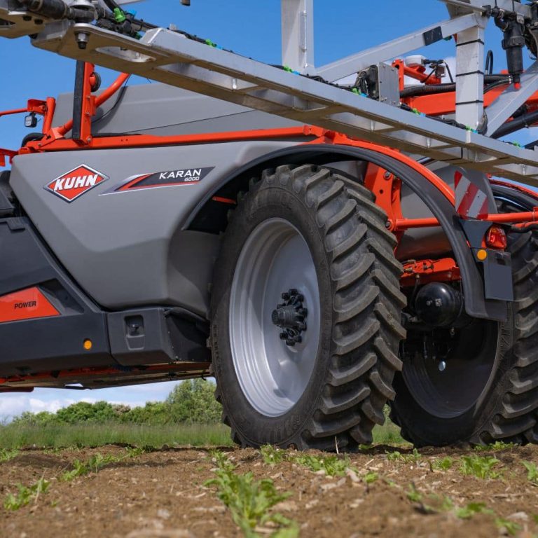 Kuhn Track-Matic steering