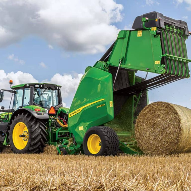 John Deere V452M