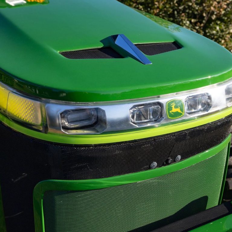 John Deere EPower electric tractor