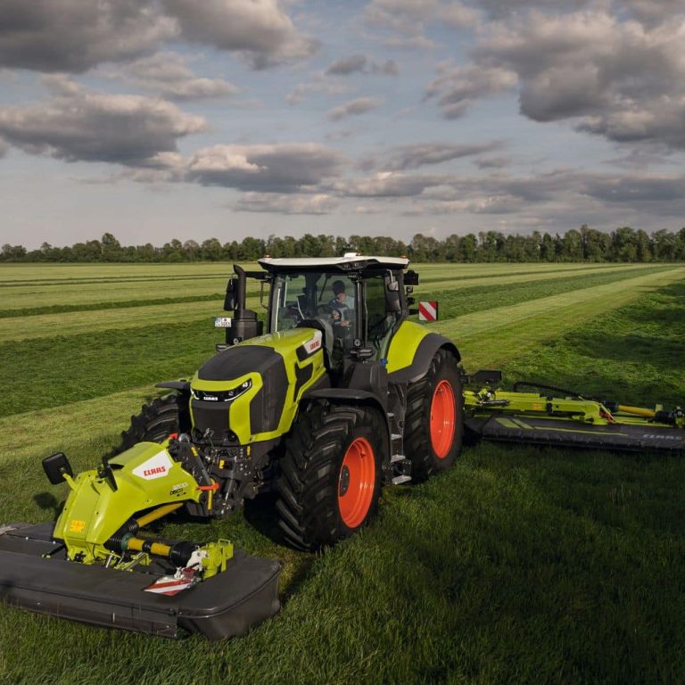 Claas Axion 9 Series