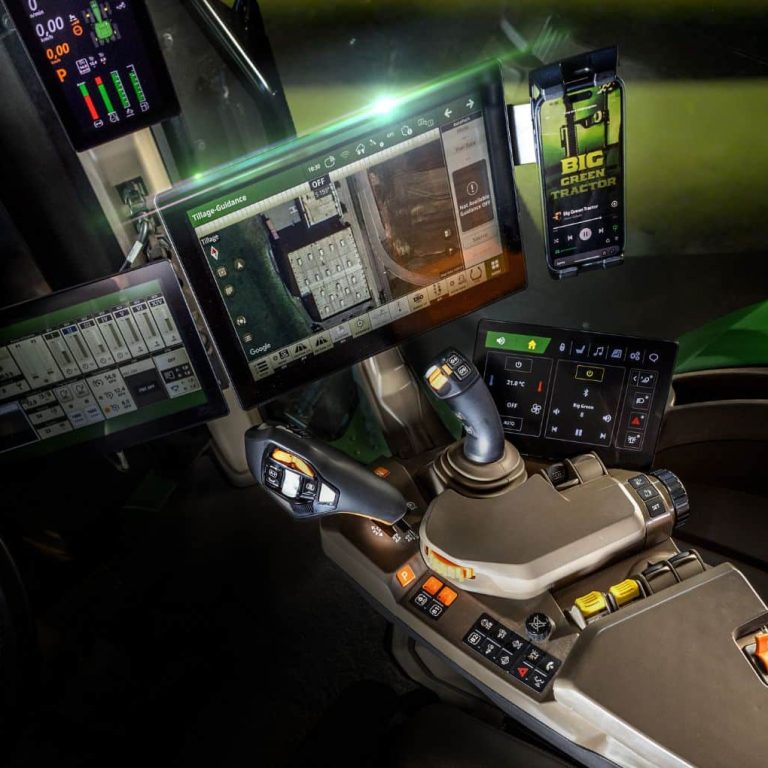 John Deere 8-series
