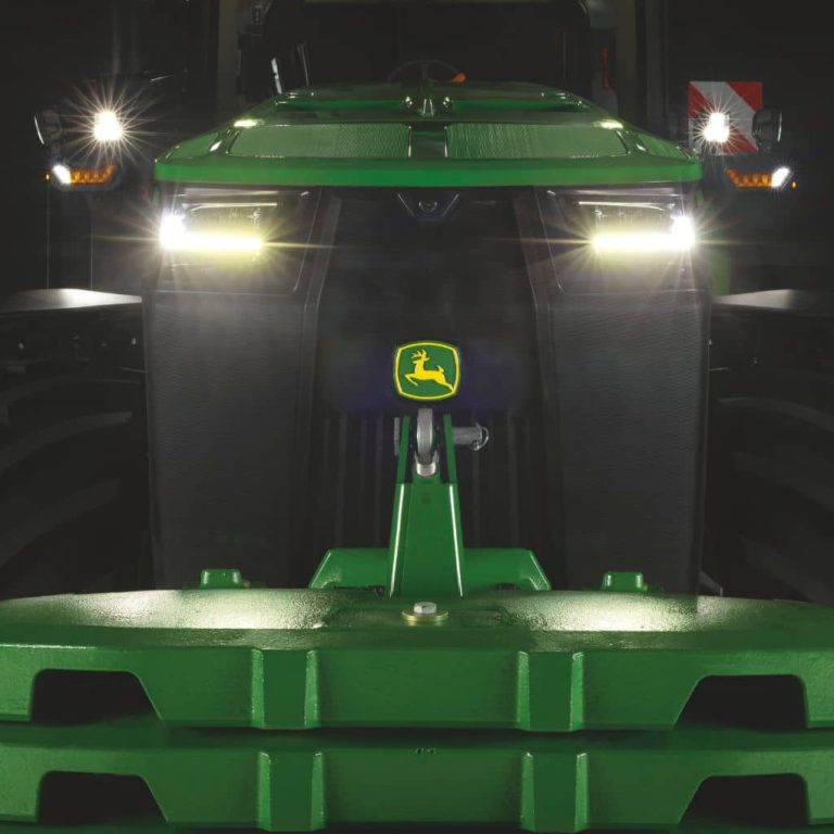 John Deere 8-series