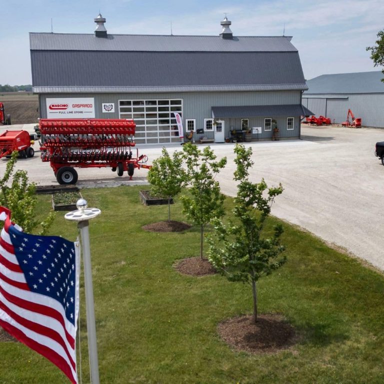 Maschio Gaspardo Full Line store, Elburn IL USA