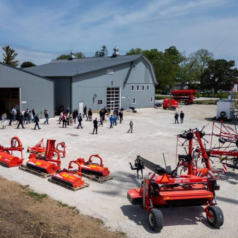 Maschio Gaspardo Full Line store, Elburn IL USA