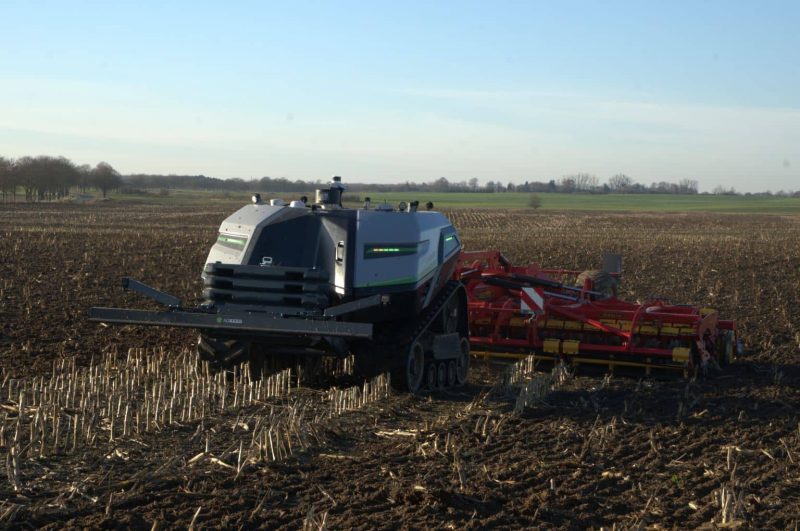 AgXeed AgBot T2-7 with Väderstad Carrier XL 625